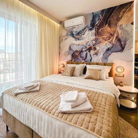 Waterfront Luxury Suites Belgrado Exterior foto