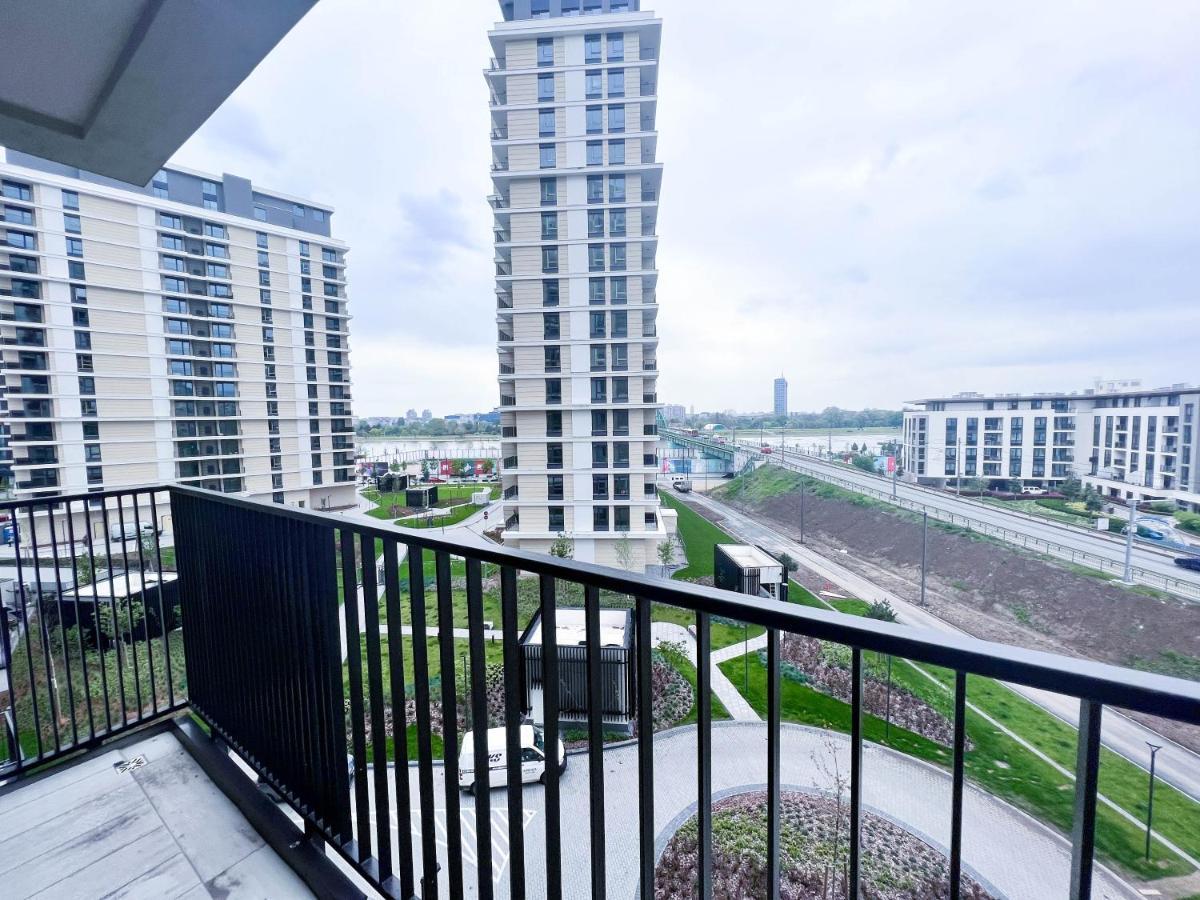 Waterfront Luxury Suites Belgrado Exterior foto