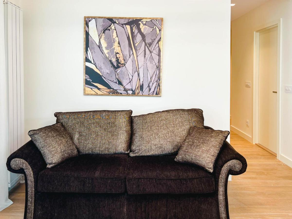 Waterfront Luxury Suites Belgrado Exterior foto